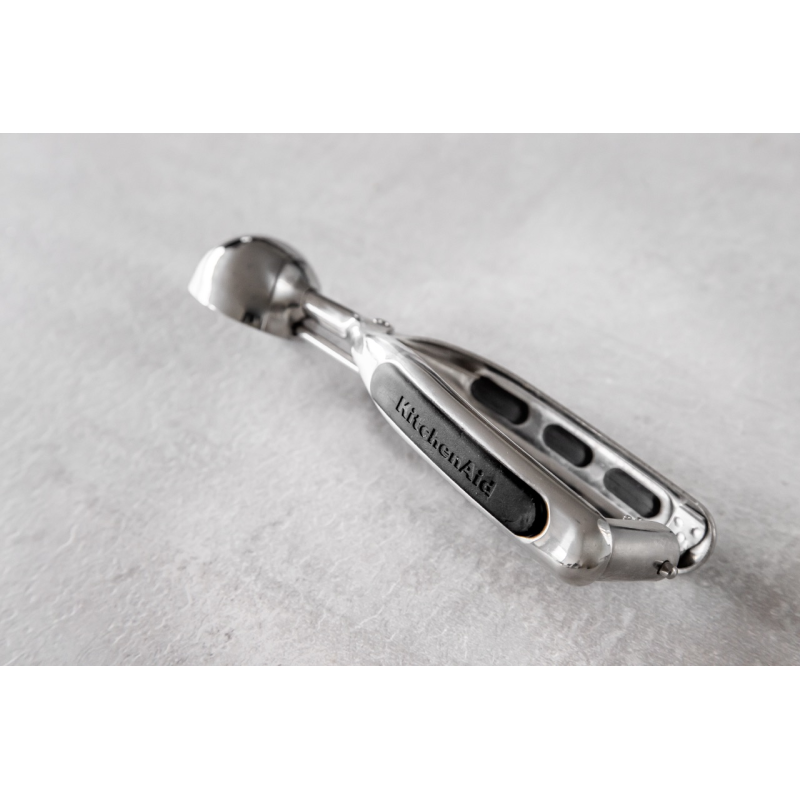 Päästikuga KitchenAidi küpsise-/jäätiselusikas