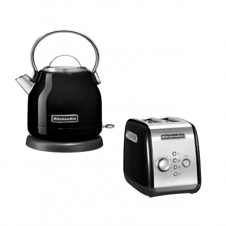 Artisan set of toaster and kettle