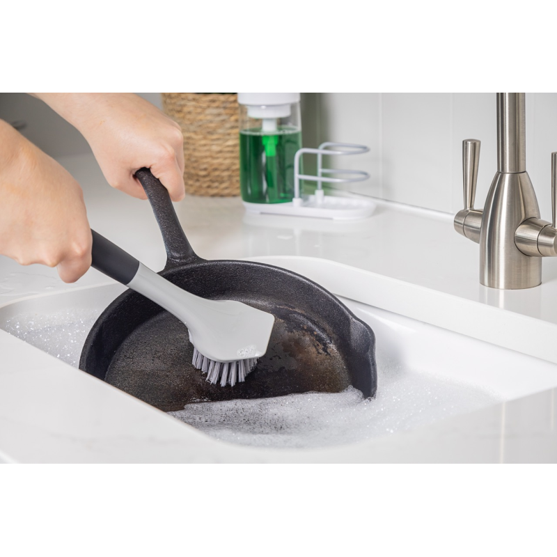 Cast Iron Brush Cleaner