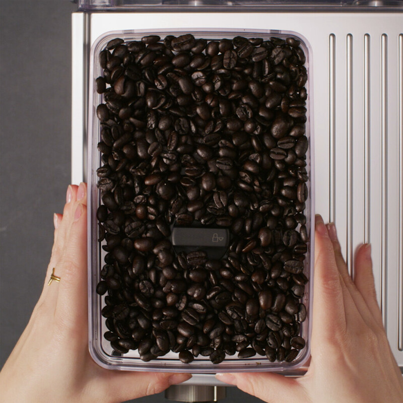 Removable bean hopper with lid