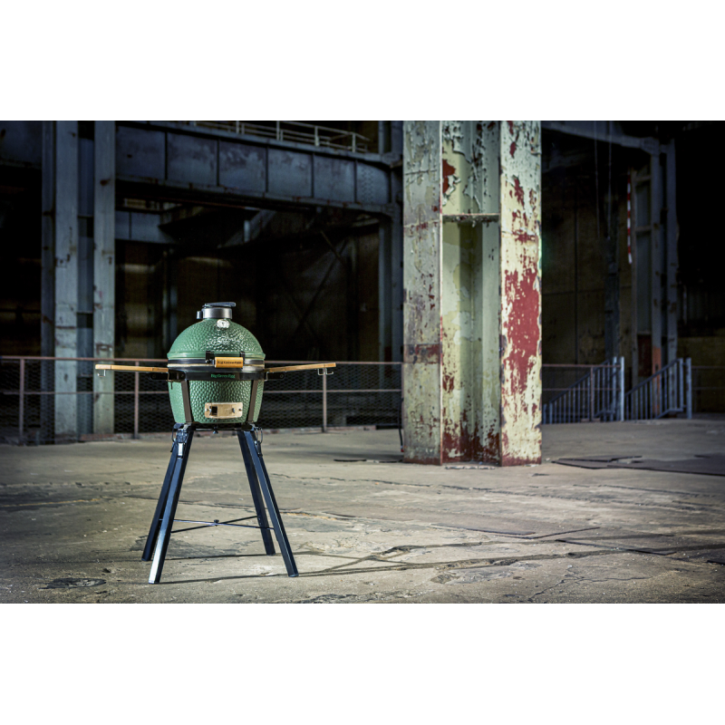 Big Green Egg MiniMax Grill – Compact Ceramic BBQ