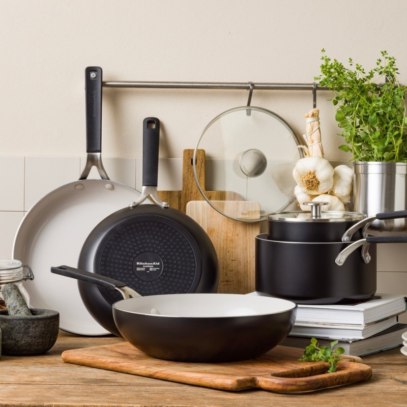 KitchenAid wok pannu | Tarttumaton