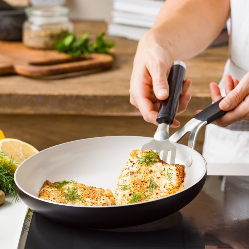 KitchenAid keraamilise kattega pann | Nakkevaba
