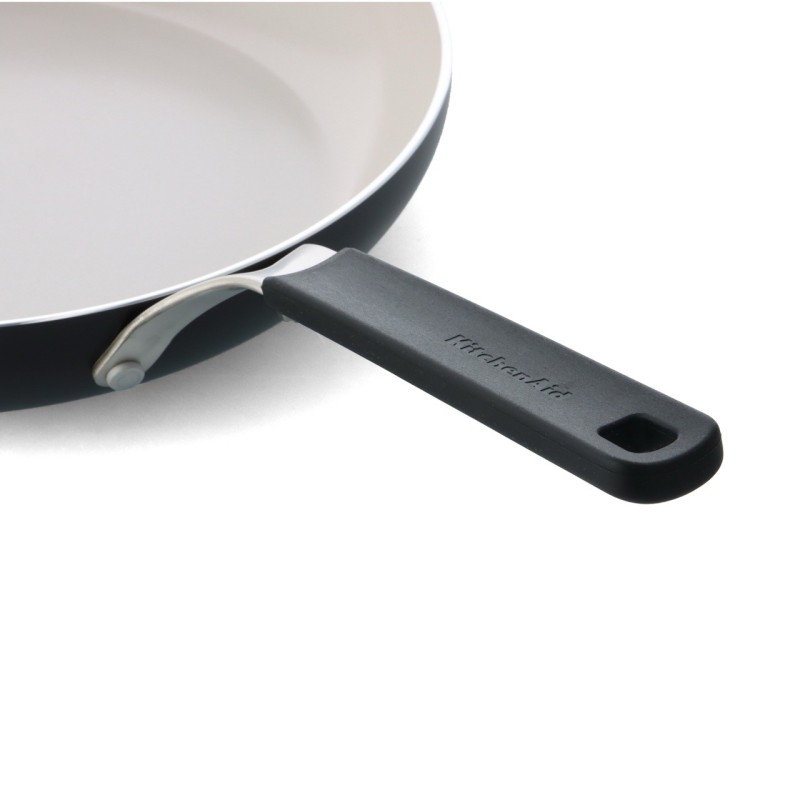 KitchenAid keraamilise kattega pann | Nakkevaba