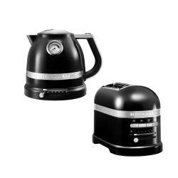 Artisan set of toaster and kettle